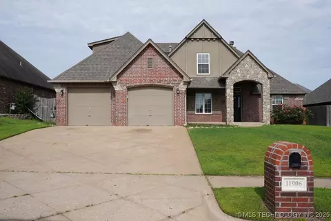 11906 S Nandina St, Jenks, OK 74037