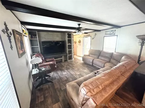 421823 E 1163 Rd, Eufaula, OK 74432 photo 8