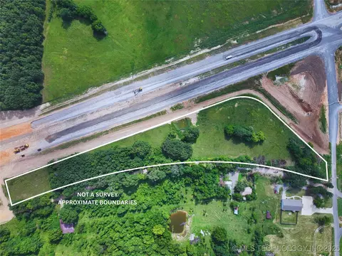 2100 N Vinita Ave, Tahlequah, OK 74464