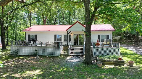 32302 S 555 Rd, Jay, OK 74346