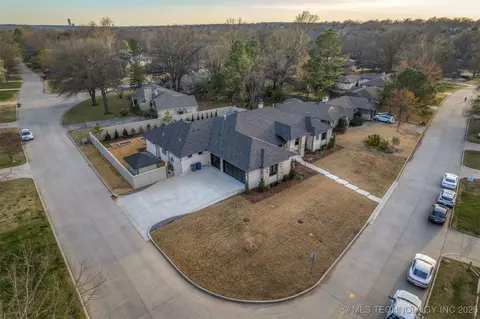 View/Area - 3190 E 33rd St, Tulsa, OK 74105 photo 6 of 8