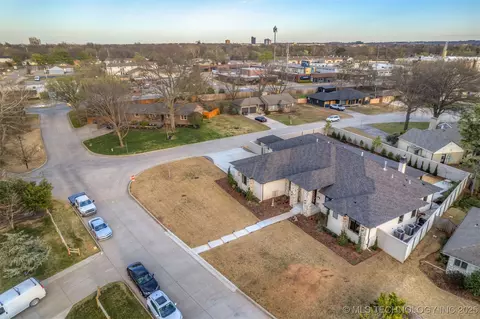 View/Area - 3190 E 33rd St, Tulsa, OK 74105 photo 7 of 8