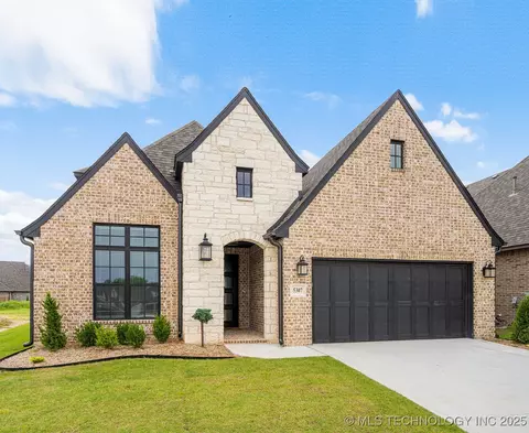 5307 E 126th St S, Bixby, OK 74008