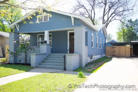 2216 E 8th St, Tulsa, OK 74104 photo 1