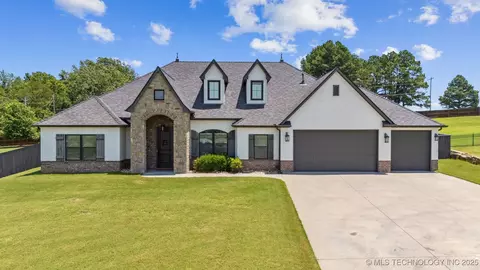 19481 Pecan Ridge Cir, Claremore, OK 74017