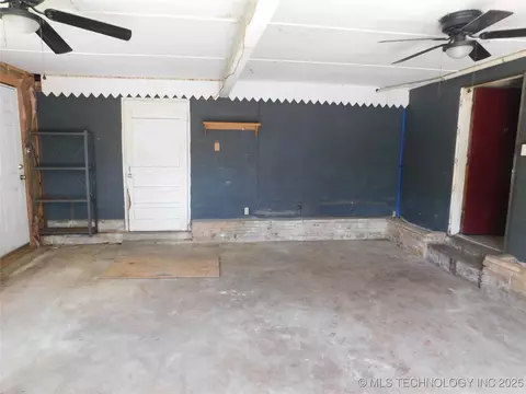 6216 E 104th St N, Wagoner, OK 74467 photo 2