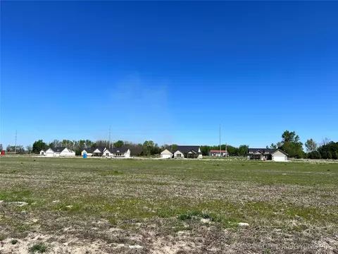 240 W 482 Rd, Pryor, OK 74361