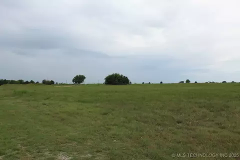 2297 NE 1st St, Pryor, OK 74361