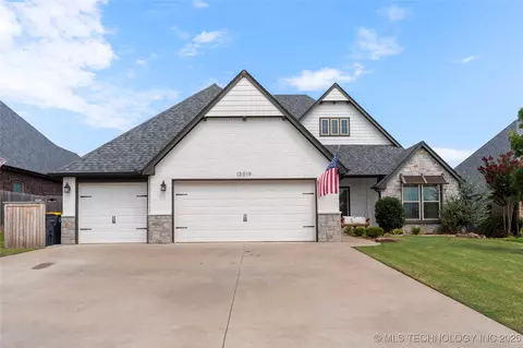 13019 S 5th Pl, Jenks, OK 74037