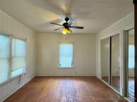214 E 9th, Cushing, OK 74023 photo 17
