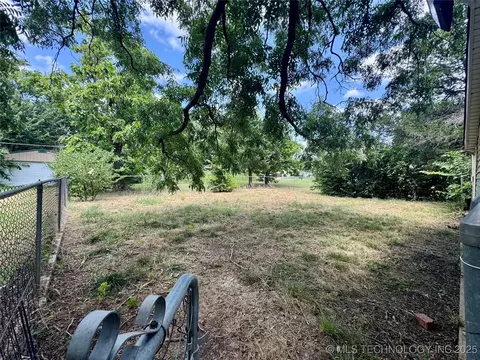 214 E 9th, Cushing, OK 74023 photo 40