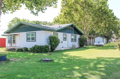Exterior - 116307 S 4209 Rd, Eufaula, OK 74432 photo 6 of 12
