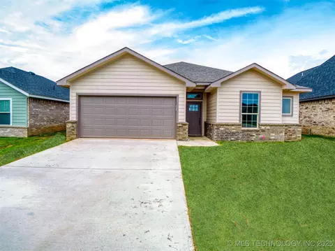 1193 Wild Indigo Cir, Calera, OK 74730