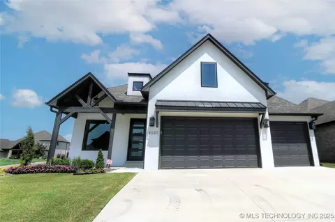 4020 W Yuma St S, Broken Arrow, OK 74011