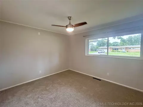 1790 E 60th St, Tulsa, OK 74105 photo 12