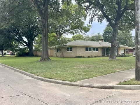1790 E 60th St, Tulsa, OK 74105 photo 3