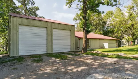 440 Murray Ln, Strang, OK 74367