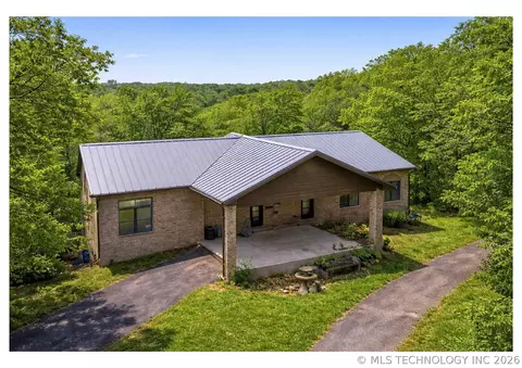 3537 NE 4448 Dr, Spavinaw, OK 74366