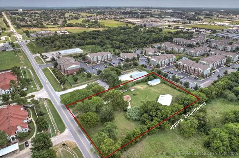 2435 W Omaha St, Broken Arrow, OK 74012