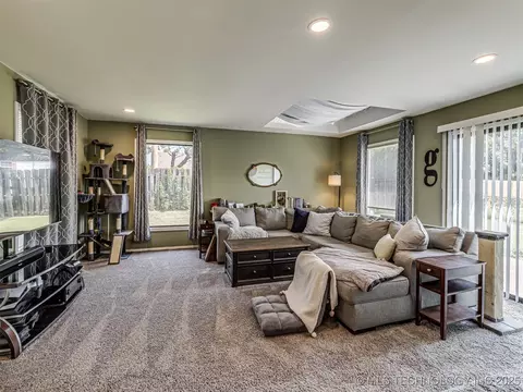 7453 E 30th St, Tulsa, OK 74129 photo 12