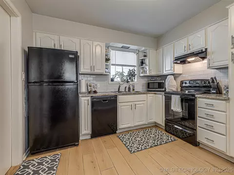 7453 E 30th St, Tulsa, OK 74129 photo 18