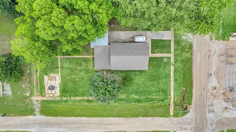 View/Area - 700 Lincoln, Ryan, OK 73565 photo 3 of 3