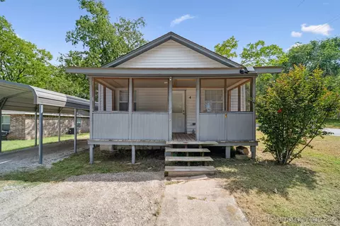 4 E Pennsylvania St, Kiefer, OK 74041