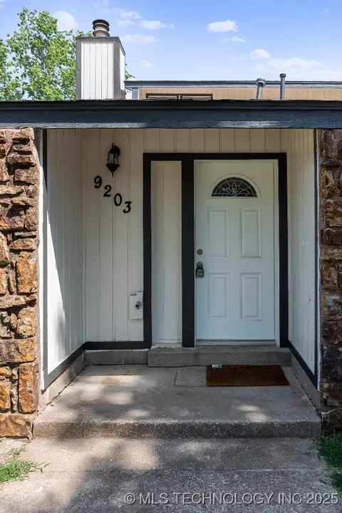 9203 E 59th St, Tulsa, OK 74145 photo 4