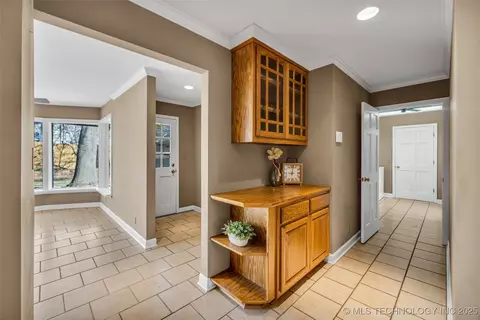 2835 E 47th St, Tulsa, OK 74105 photo 29