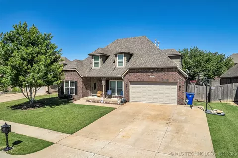 2405 13th St, Broken Arrow, OK 74012