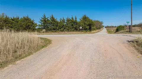 86 Th St, Perkins, OK 74059 photo 7