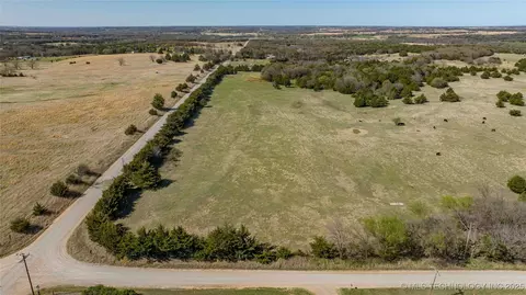 86 Th St, Perkins, OK 74059 photo 4