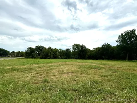 1524 N 1st St, Mcalester, OK 74501