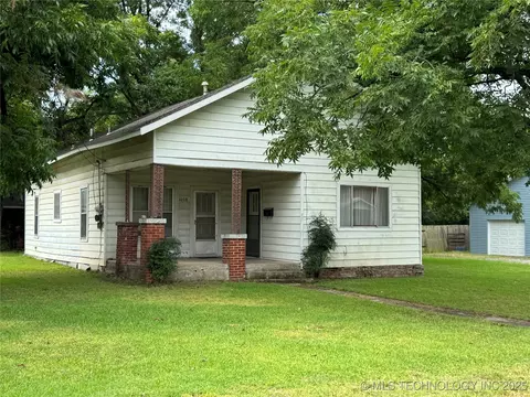 1038 Lehigh St, Hartshorne, OK 74547