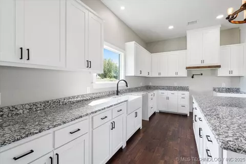 22372 North Rd, Summers, AR 72769 photo 8