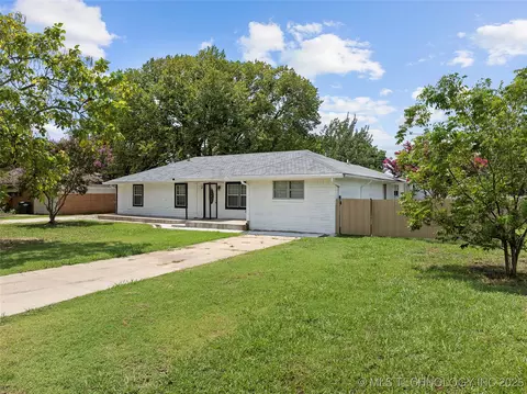 1104 Veterans Ave, Marietta, OK 73448