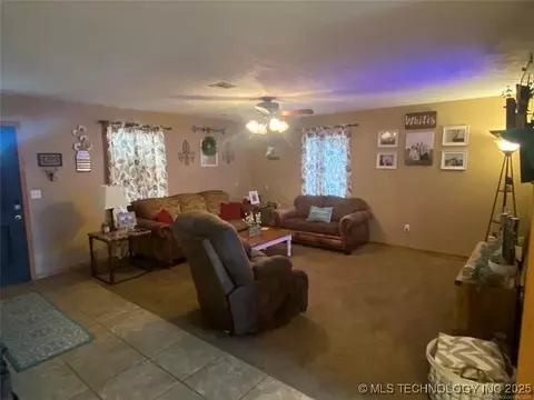 Living - 25074 County Road 3500, Roff, OK 74865 photo 1 of 2