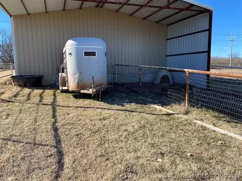 Exterior - 25074 County Road 3500, Roff, OK 74865 photo 5 of 8