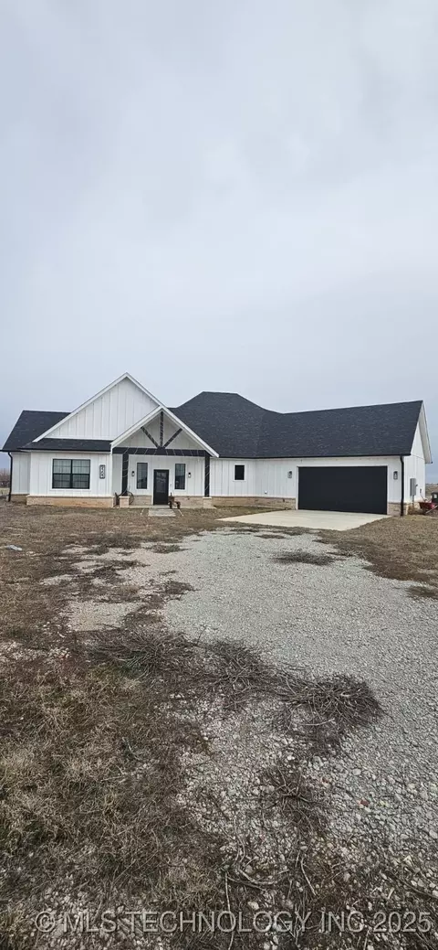 9303 N Highway 132, Carrier, OK 73727