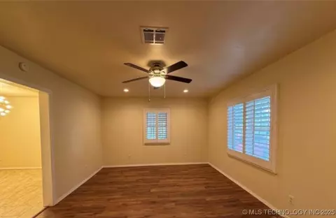 116 SW 5 Th St, Checotah, OK 74426 photo 4