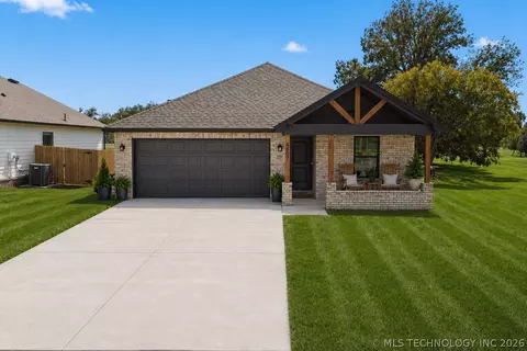 4607 W Union St, Broken Arrow, OK 74011