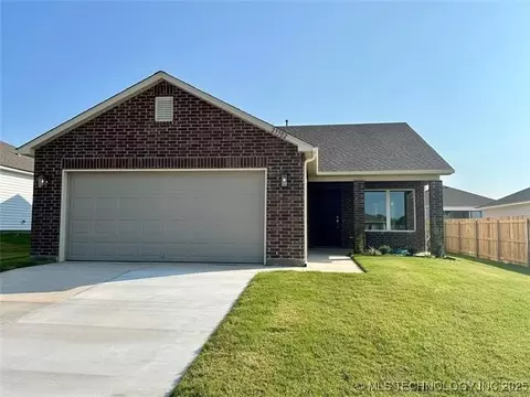 11713 S 274th East Ave, Coweta, OK 74429