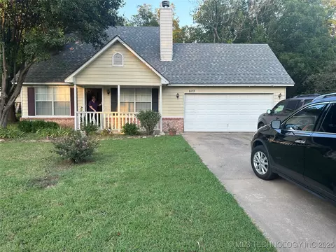 Undisclosed, Coweta, OK 74429