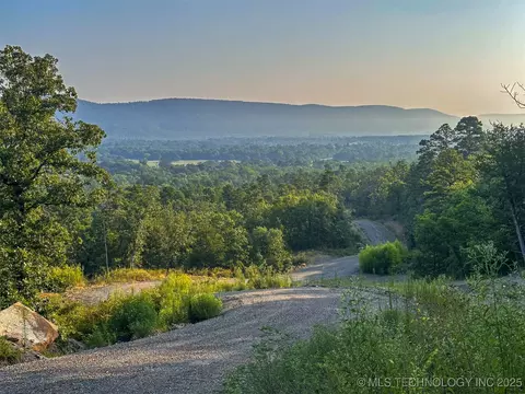 4 State Hwy 43, Clayton, OK 74536