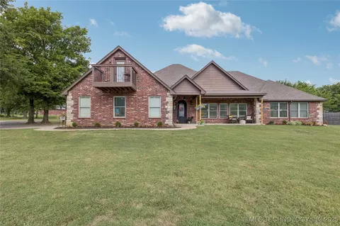 23605 E 132nd St S, Coweta, OK 74429