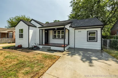 2532 E 4th St, Tulsa, OK 74104