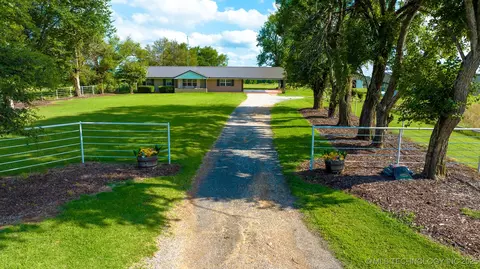 11551 County Road 1620, Fitzhugh, OK 74843