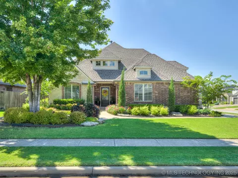318 W 127th St S, Jenks, OK 74037