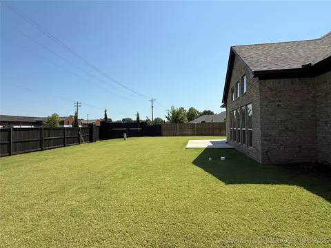 8986 E 161st Pl S, Bixby, OK 74008 photo 58