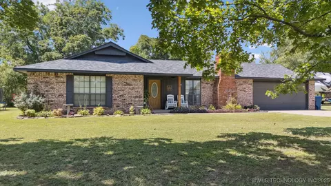 192 Prairie Dr, Pryor, OK 74361